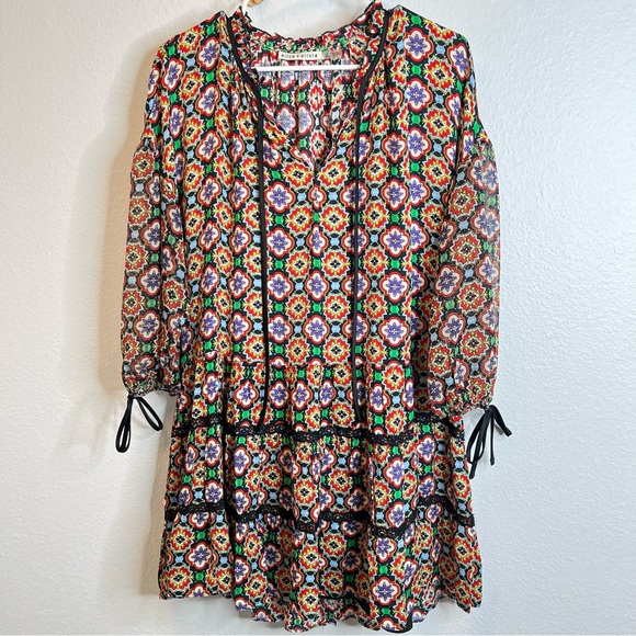 Alice + Olivia Arnette Medallion Print Tunic Dress - Picture 2 of 11